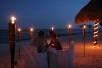 /album/i-nostri-servizi/beach-wedding-tiki-torches-jpg/